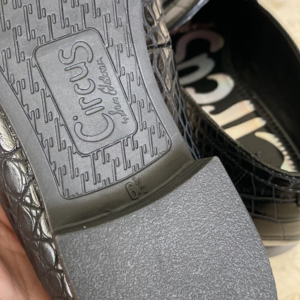 Circus by Sam Edelman Hannon Croc Embossed Penny Loafers - Picture 10 of 13